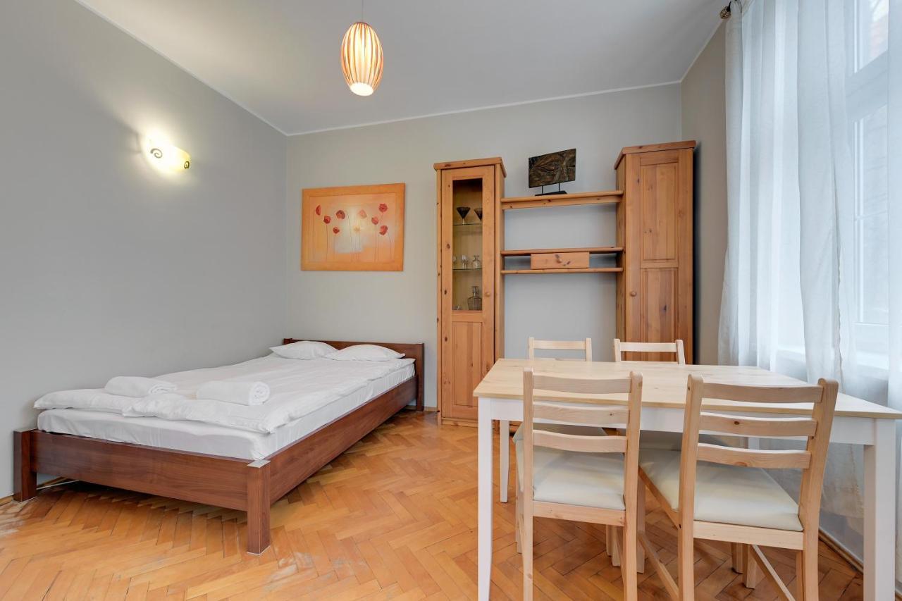 Old Town Apartments Гданськ Екстер'єр фото